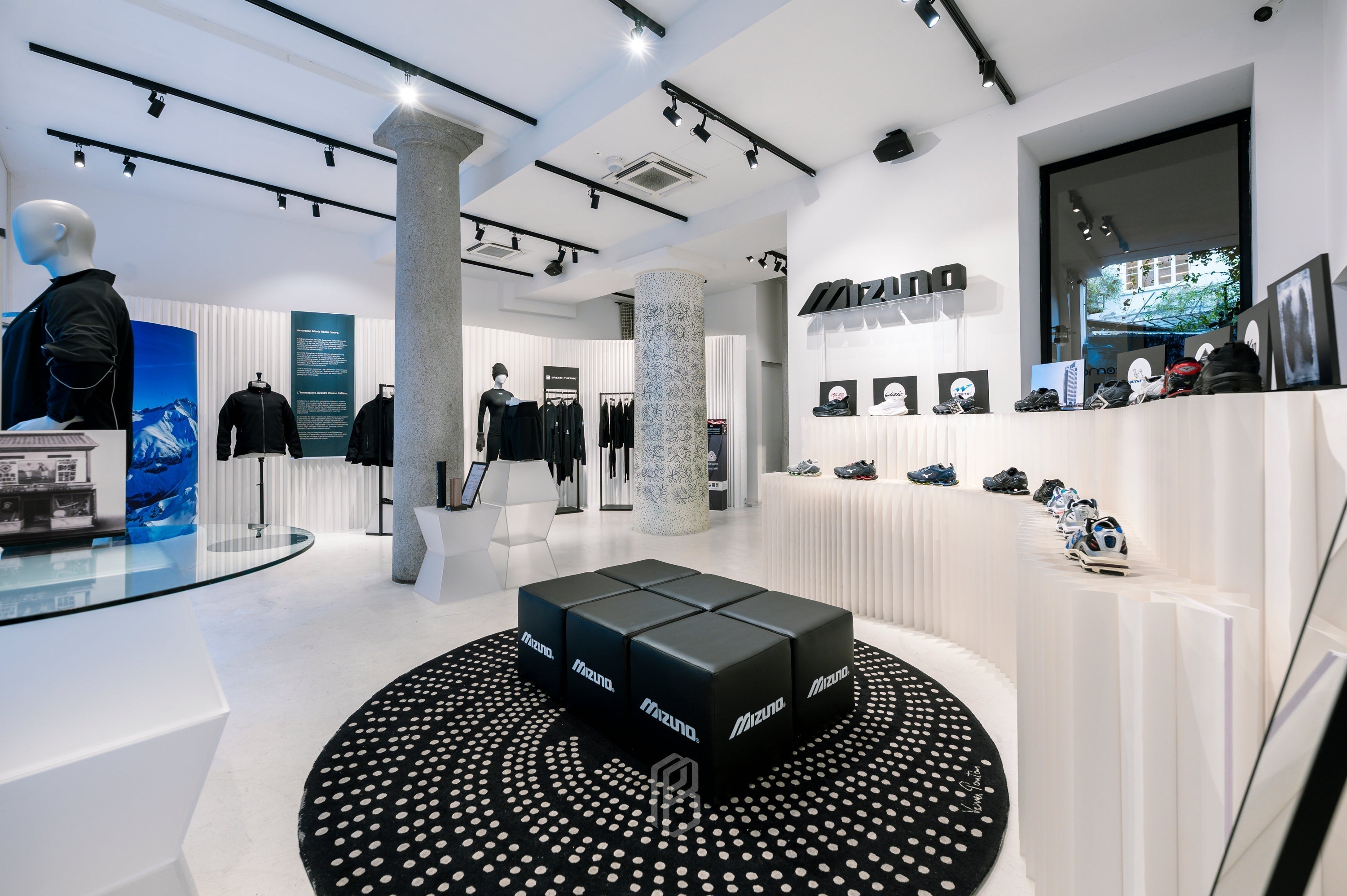 MIU MIU メンズ アーカイブ 10 Corso Como ロンT Mizuno at 10 Corso Como – 10corsocomo
