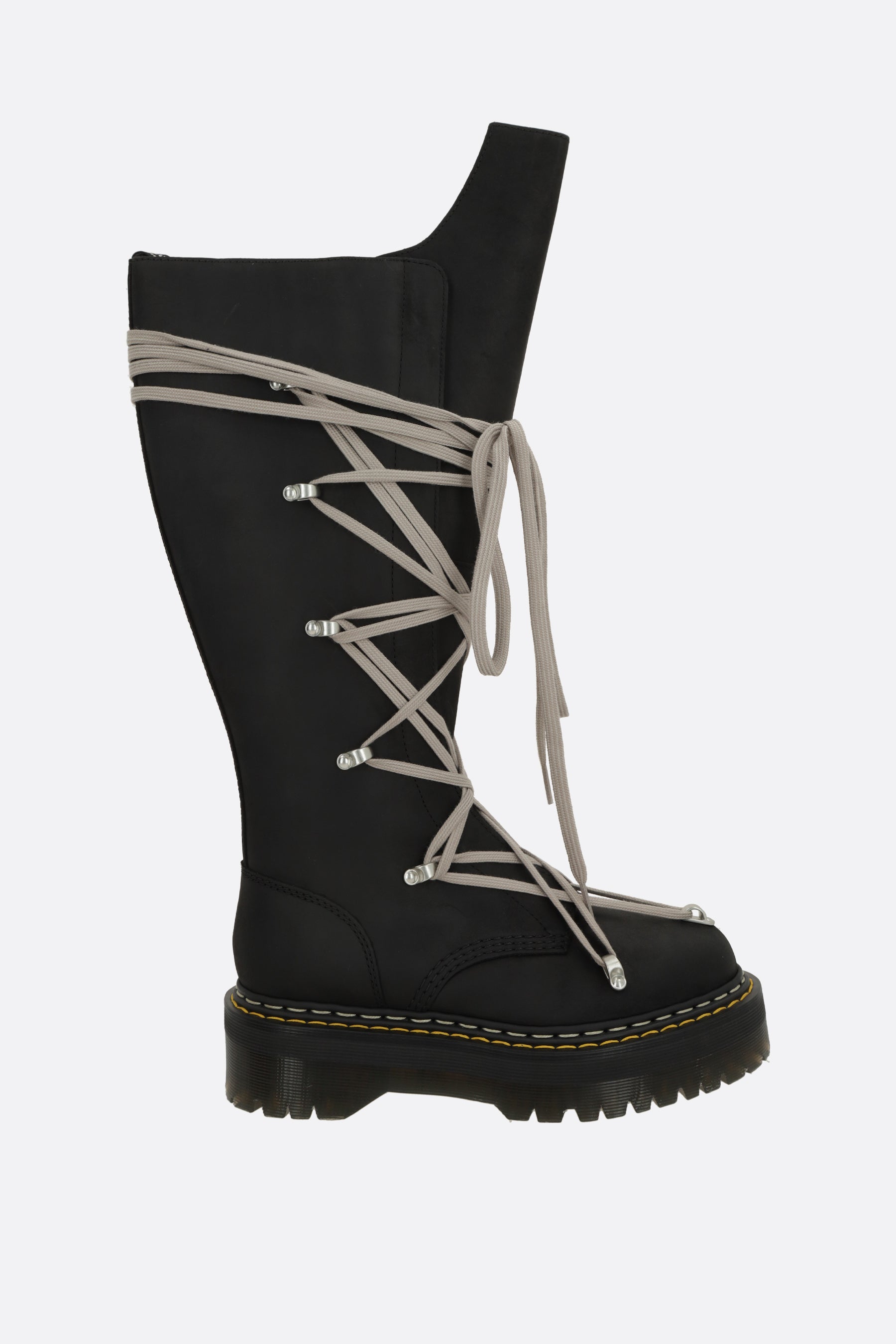 Quad Sole Pentalace boots in nubuck