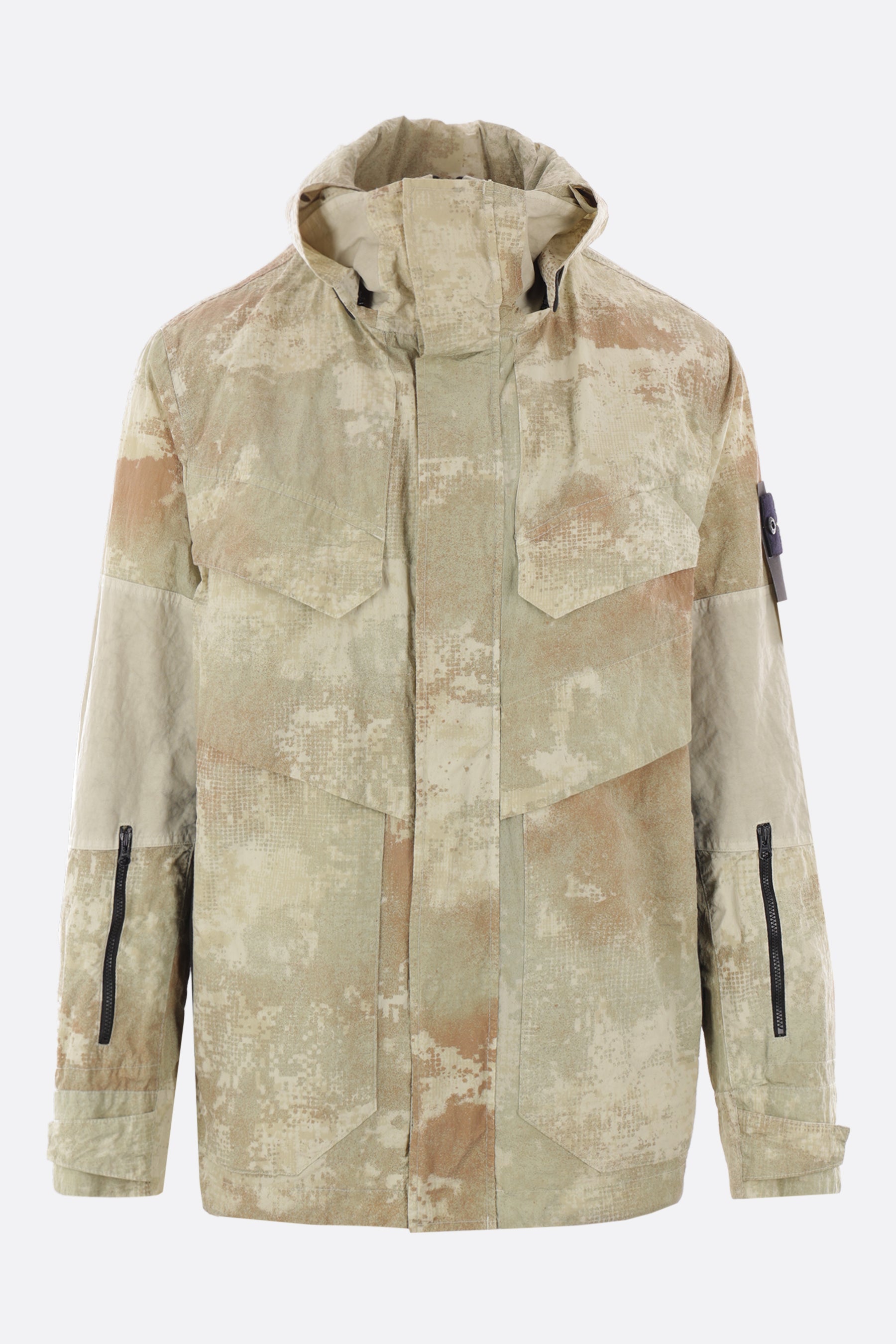 Econyl jacket with Dissolving Grid Camo