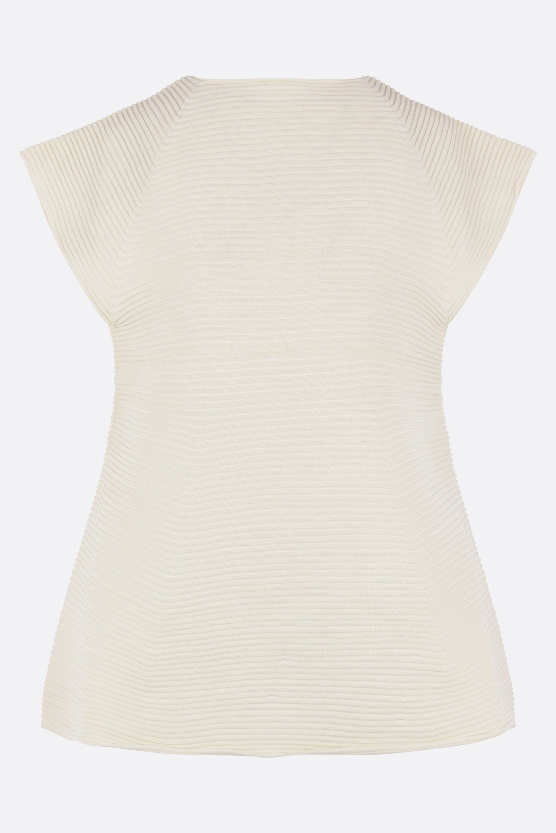 Corrugated top in rib knit