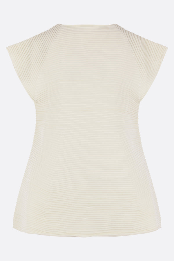 Corrugated top in rib knit