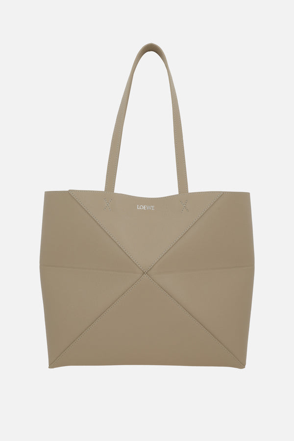 borsa tote Puzzle Fold media orizzontale in pelle martellata