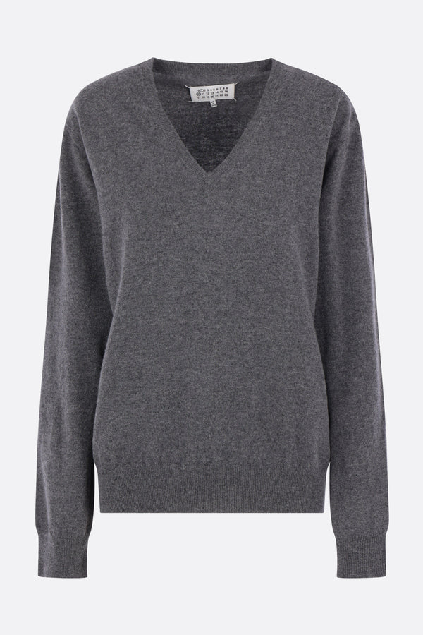 v-neck sweater in wool