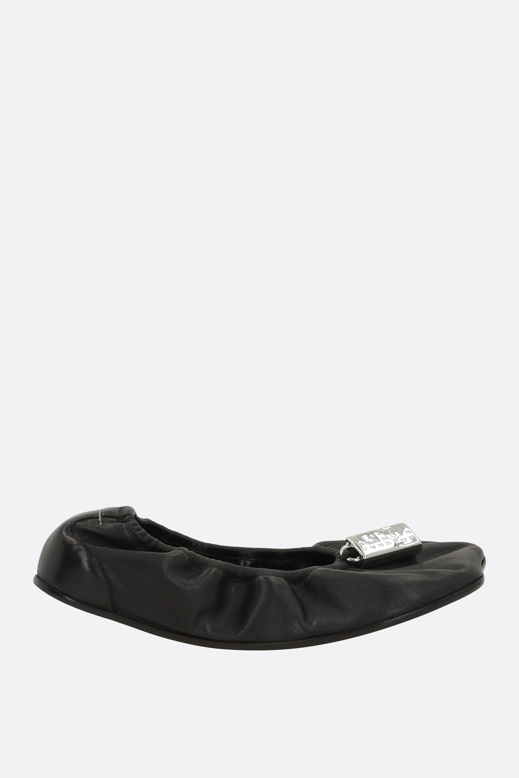 Anatomic ballerinas in nappa