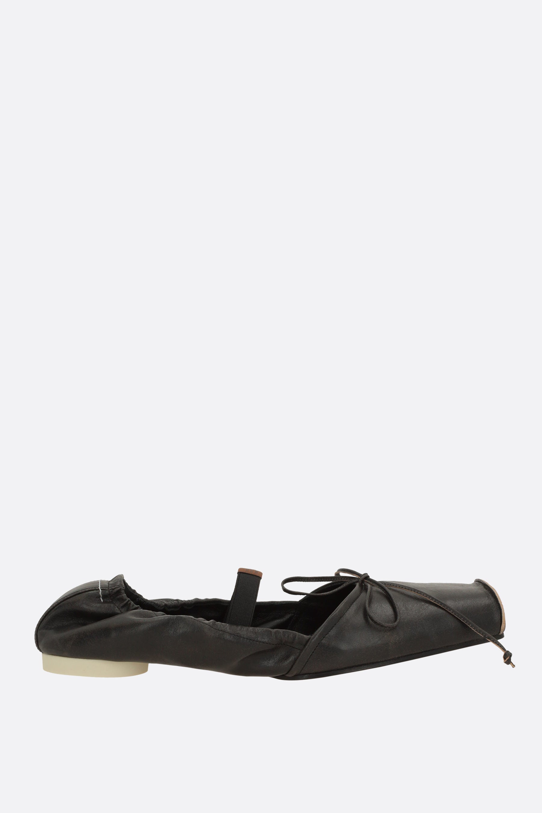 leather ballerinas with a square toe