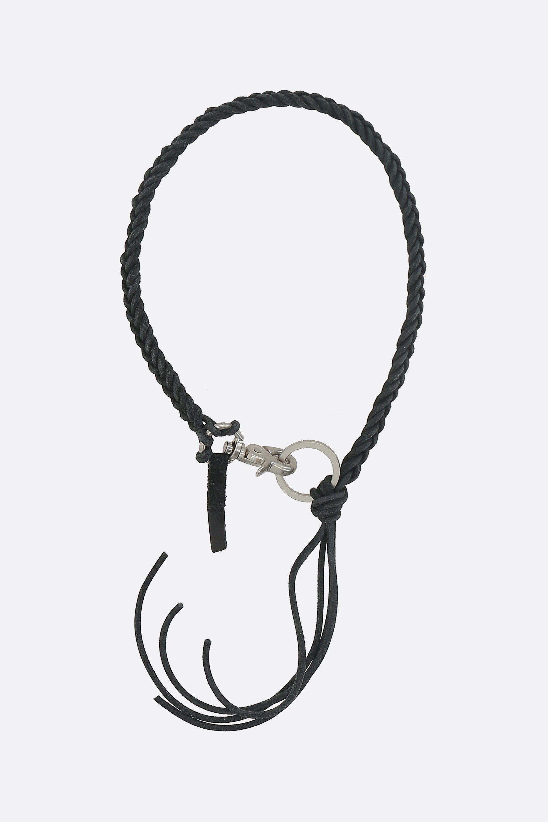 collana in pelle intrecciata