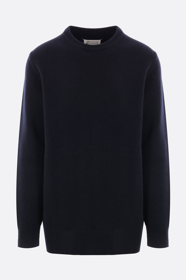 wool pullover