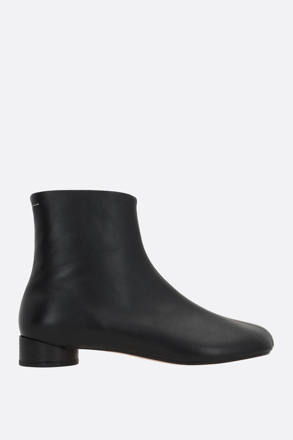 Anatomic smooth leather ankle boots