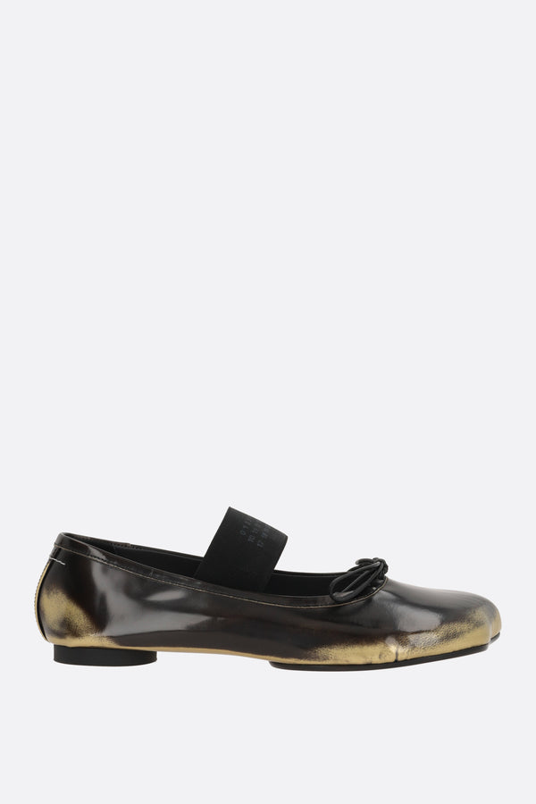 Anatomic shiny leather ballerinas