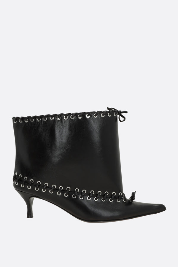 ankle Level boot