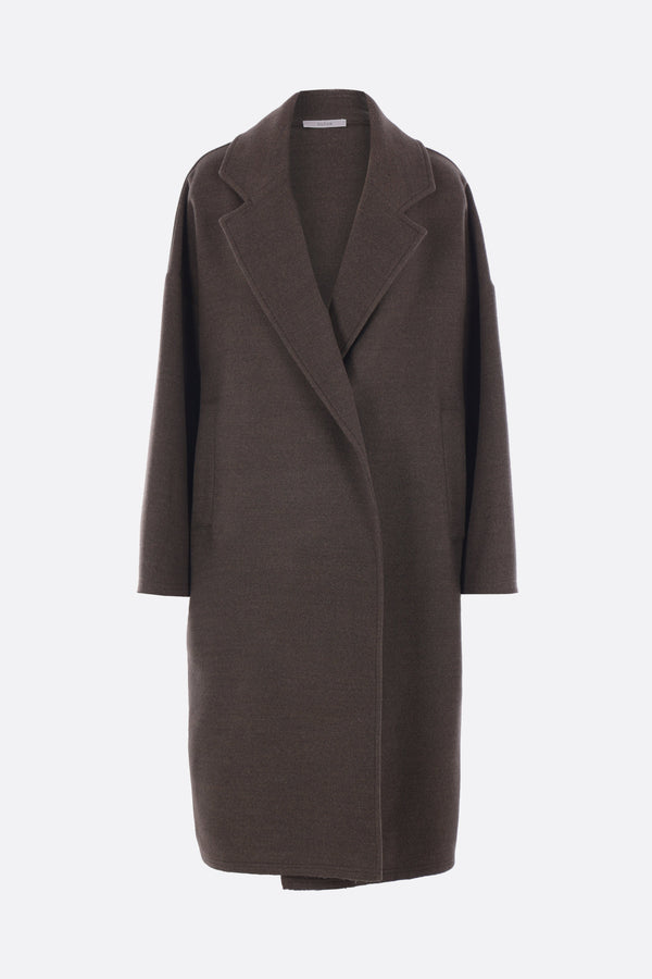 oversized coat in wool