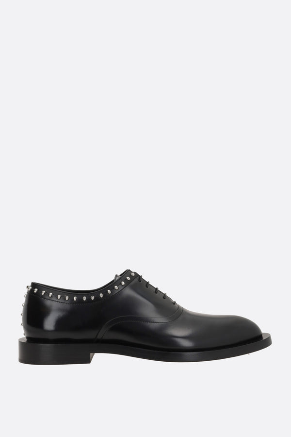 oxford shoes in brushed leather with studs