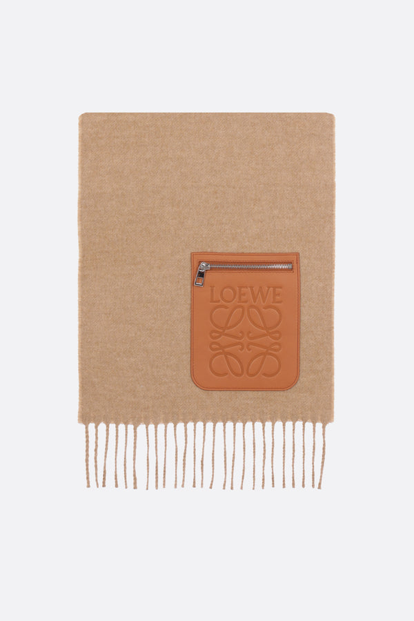 sciarpa in lana e cashmere con tasca