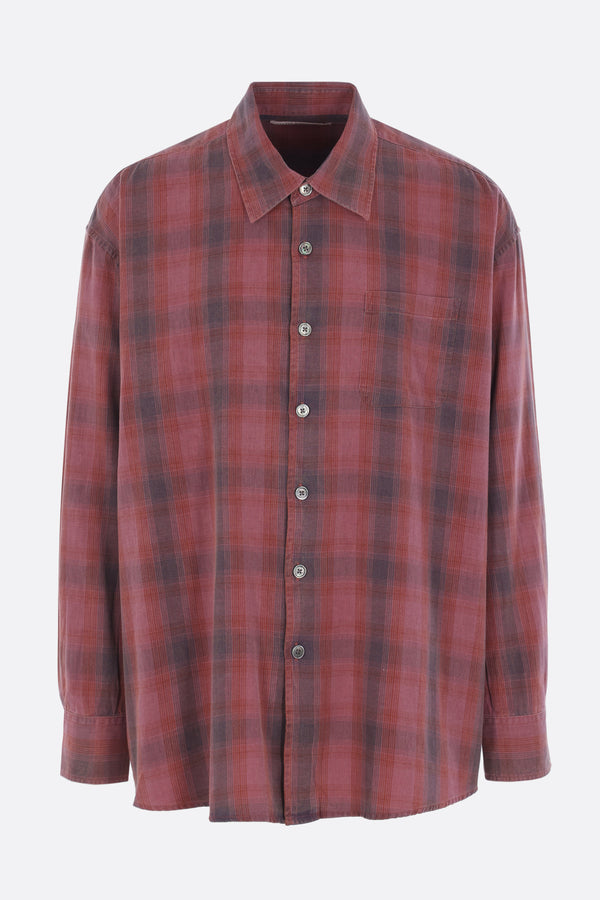 Borrowed oversized shirt in check flannel