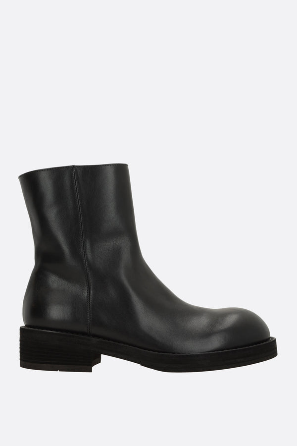Helfred ankle boots in smooth leather