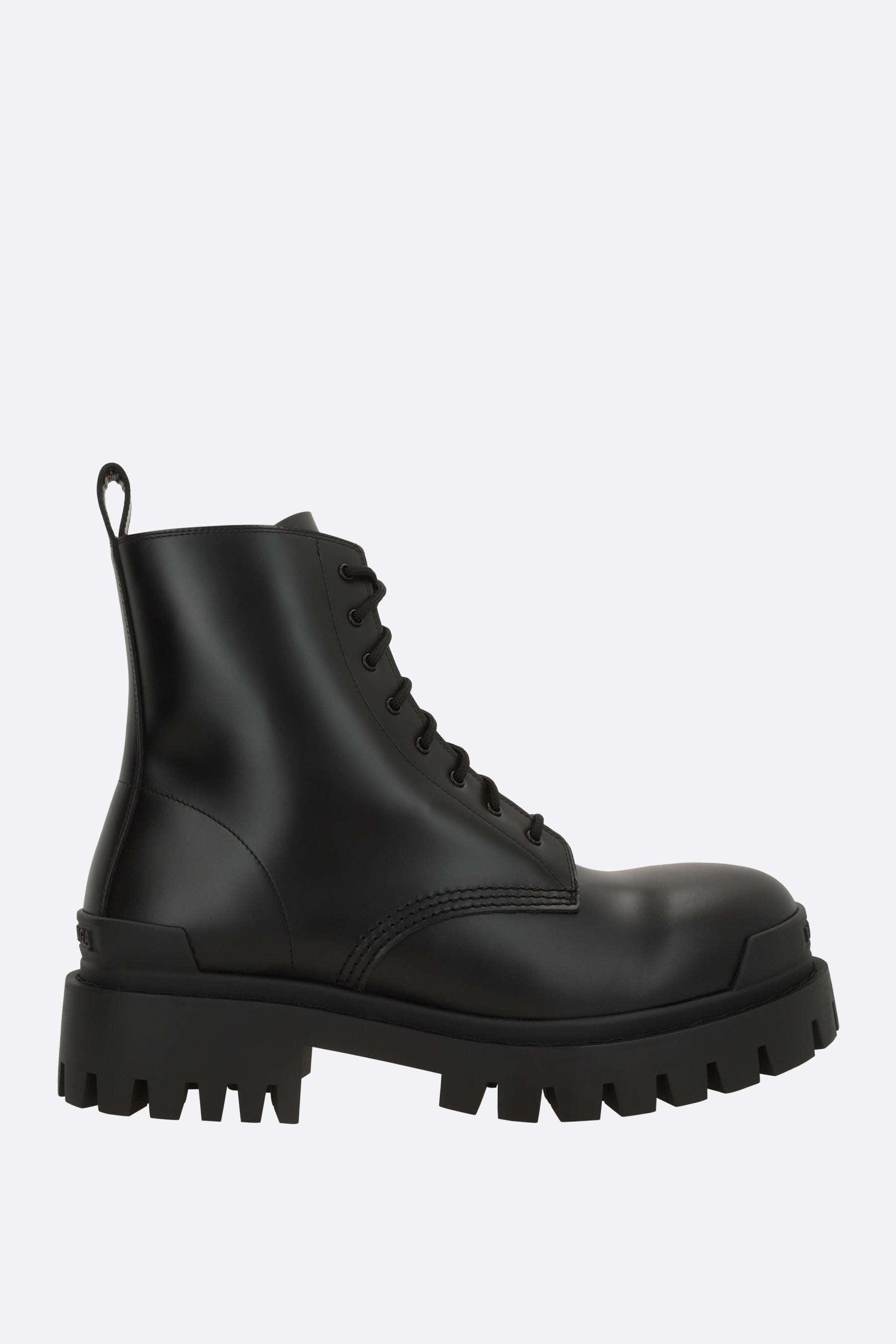 Strike combat boots in smooth leather