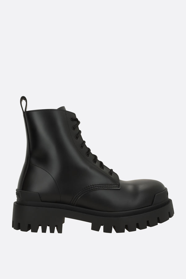 Strike combat boots in smooth leather