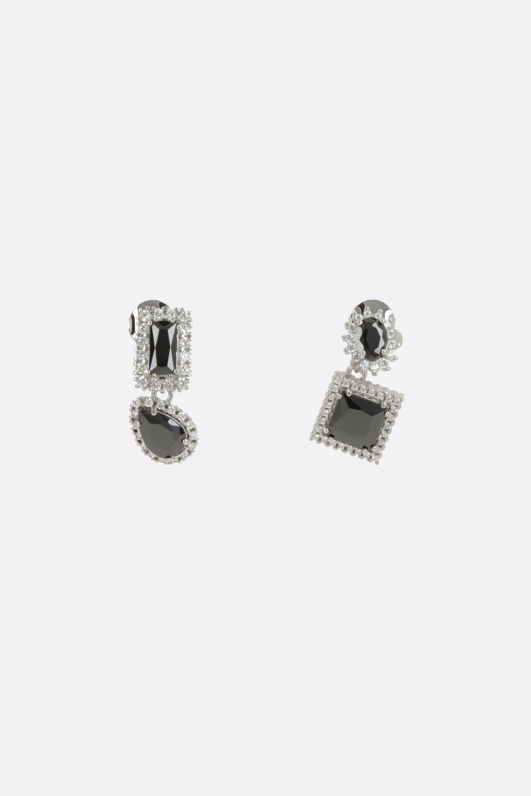 Cluster asymmetric earrings