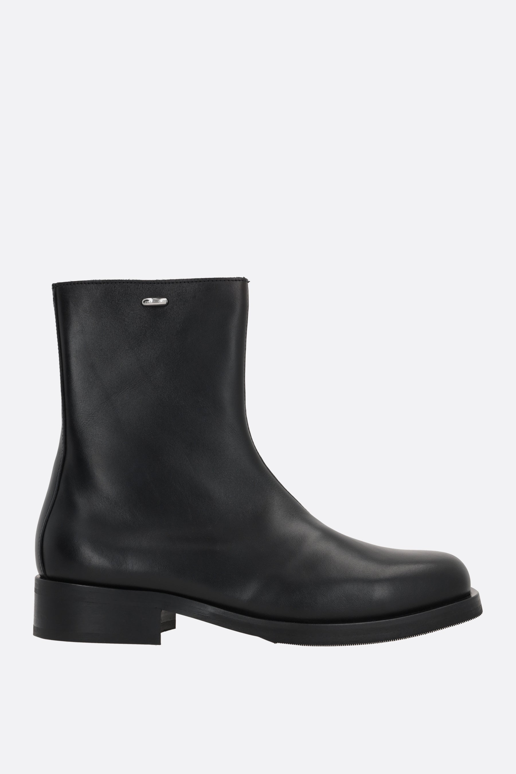 Camion ankle boot in smooth leather