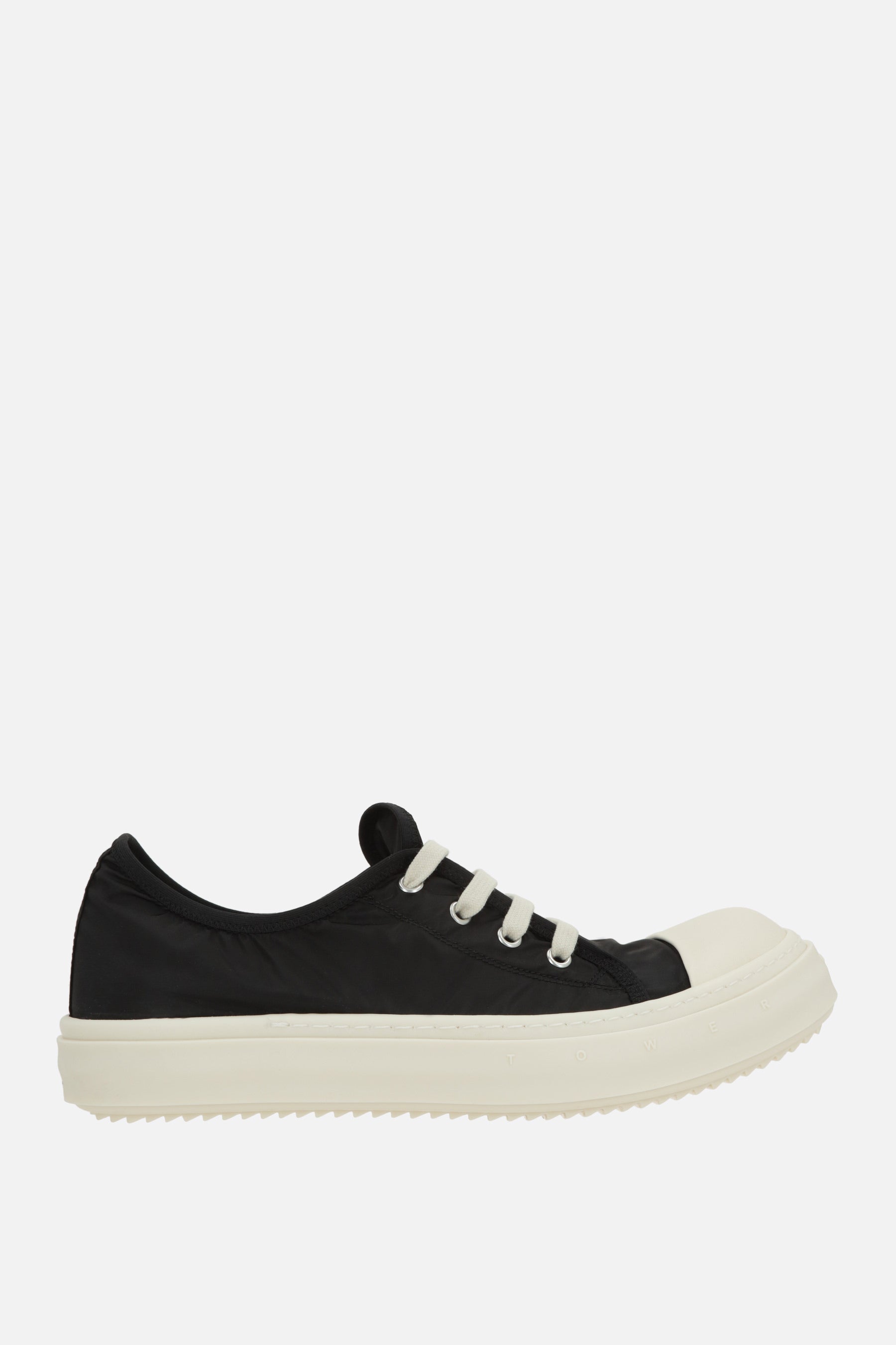 sneaker Tower in nylon