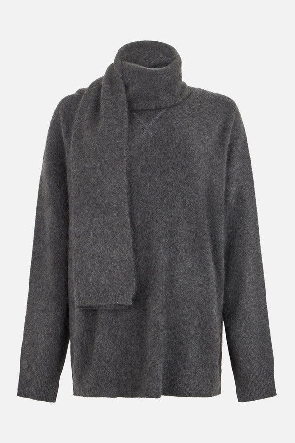 pullover Maria in maglia con sciarpa