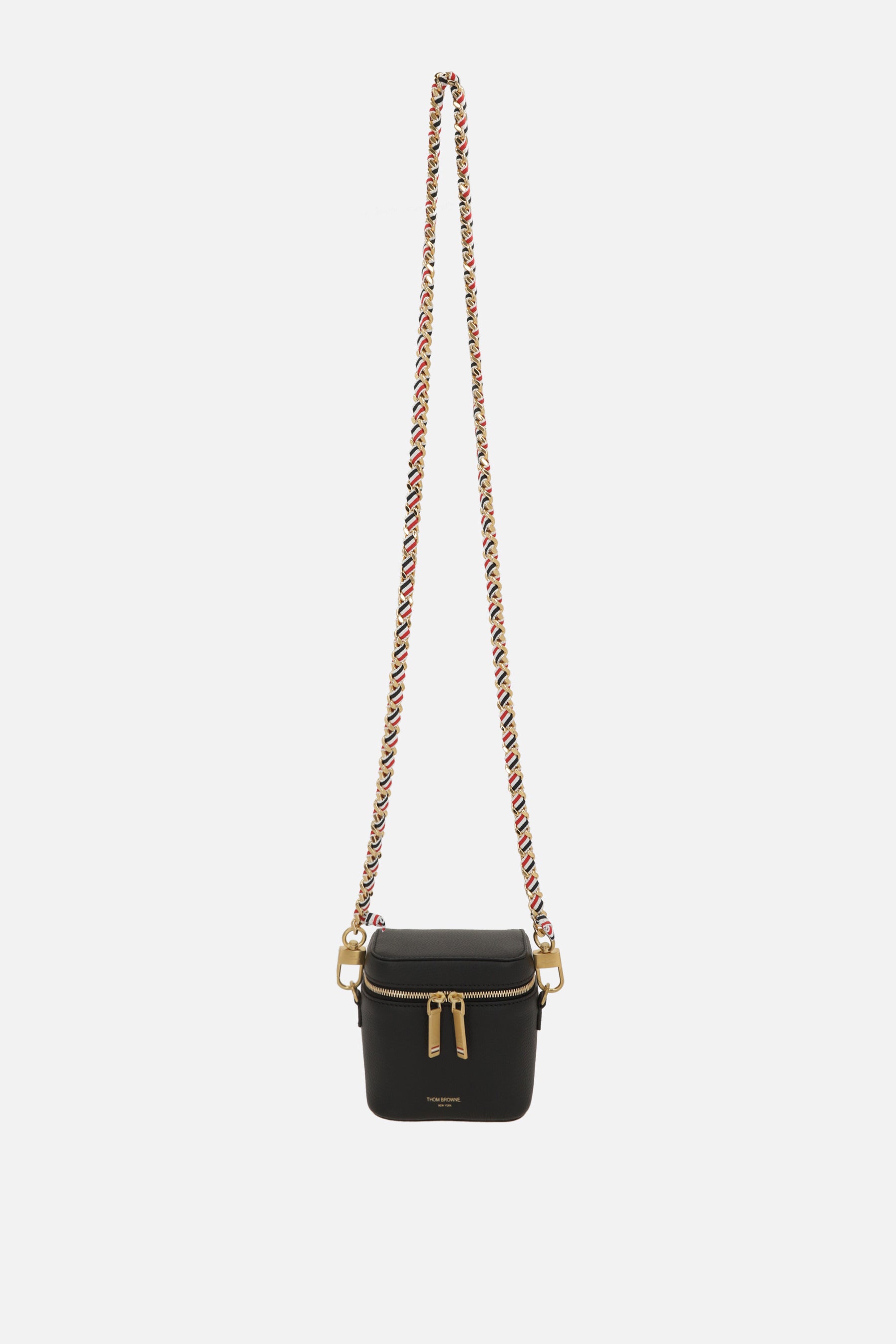 Box Pouch bag in grainy leather