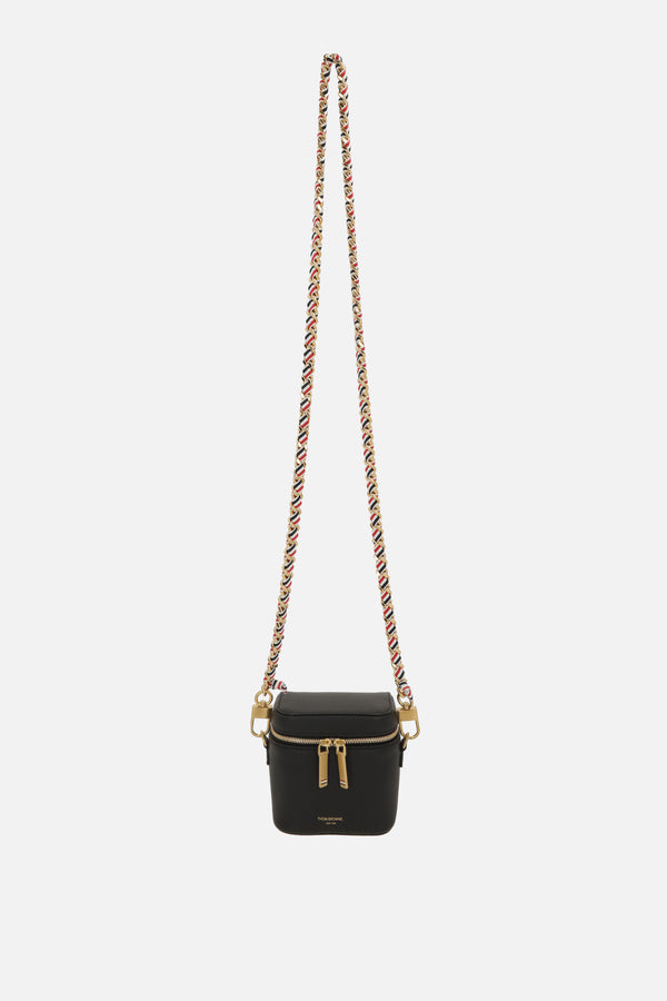 Box Pouch bag in grainy leather