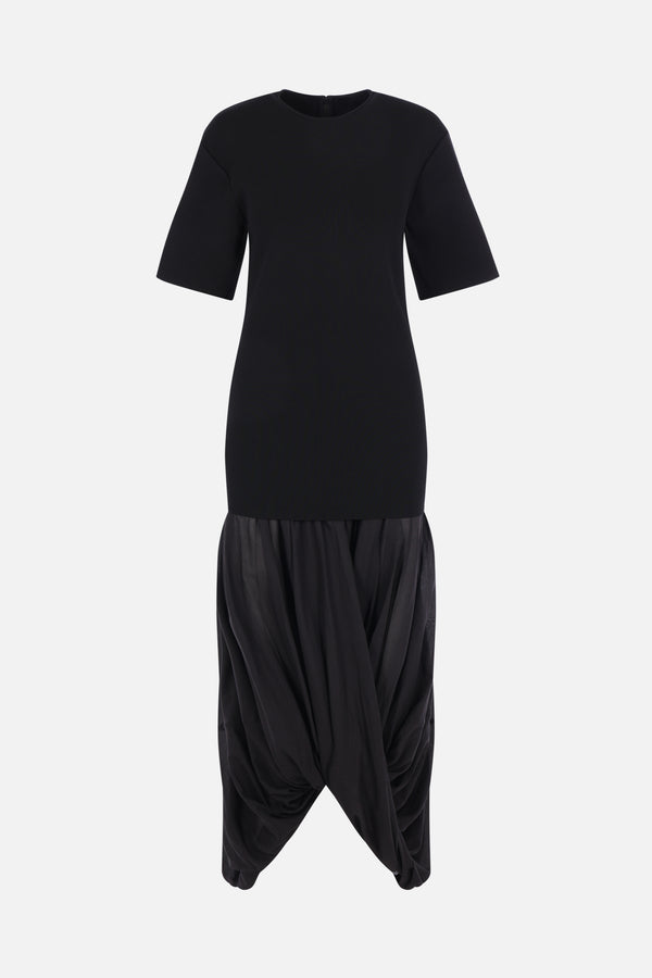 abito cocoon in maglia e voile