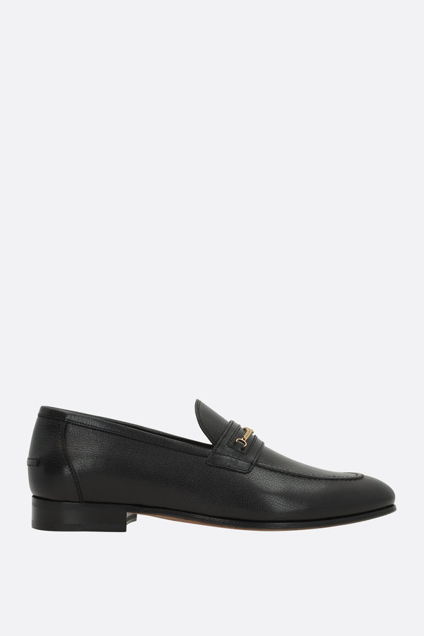 VLogo Signature loafers in grainy leather