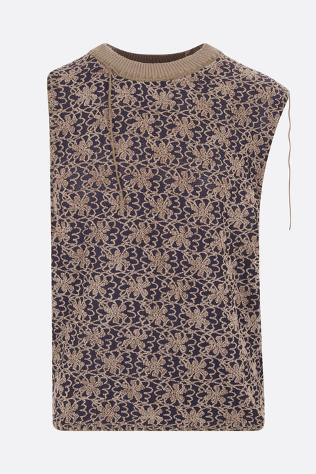 Flower Ash knit sleeveless pullover with cenille embroideries